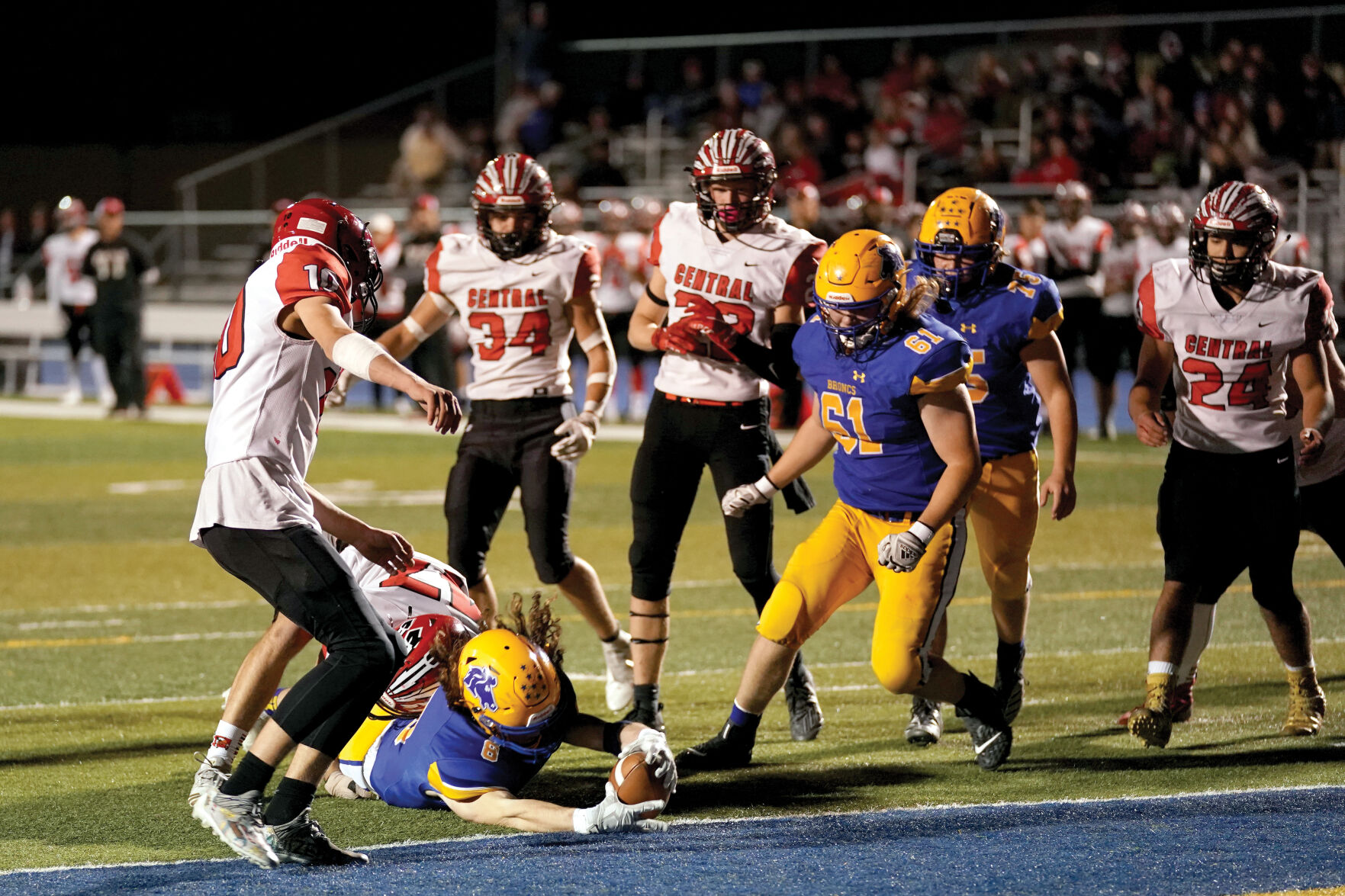 SHS FB v Cheyenne Central 001.jpg